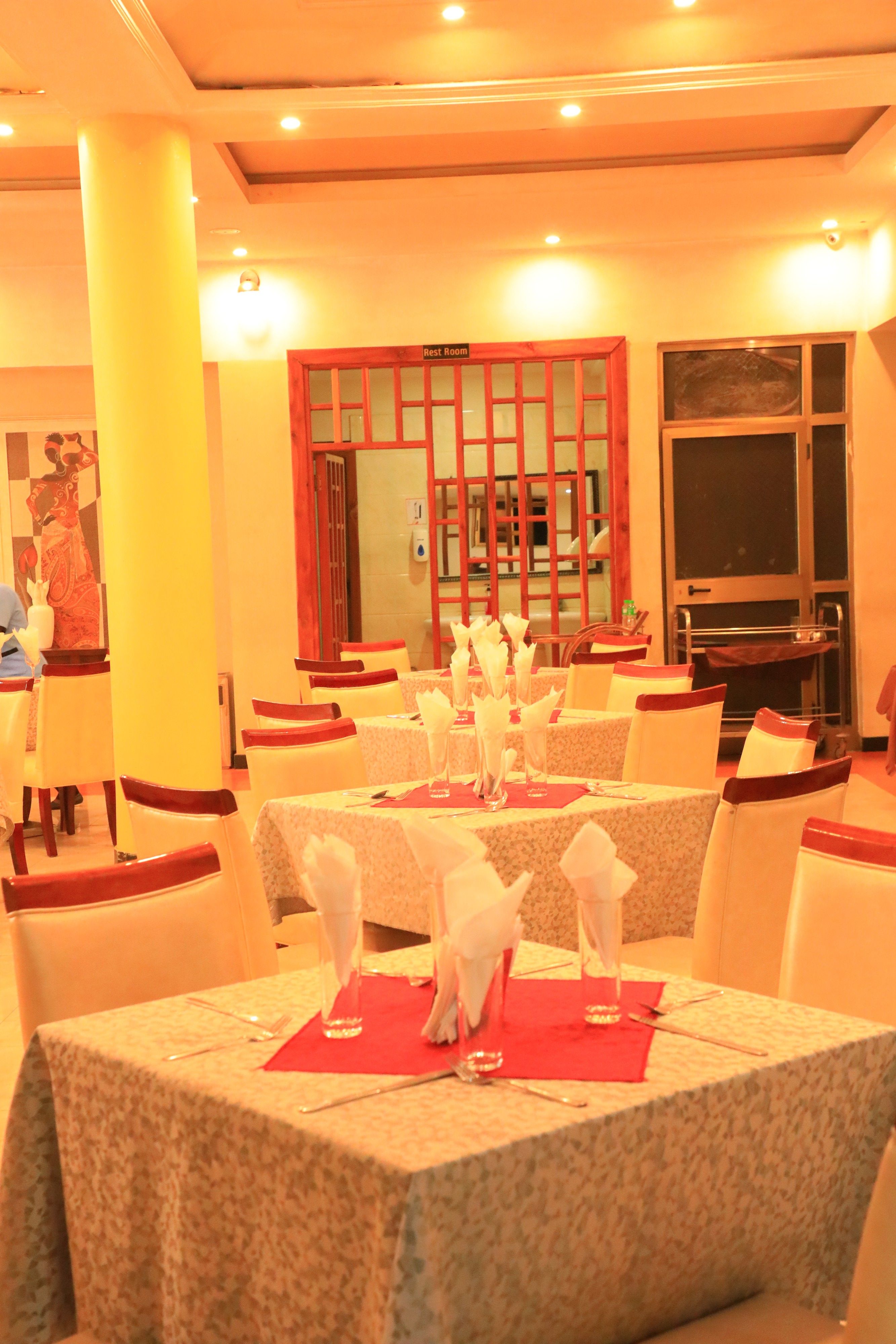 Elegant restaurant layout