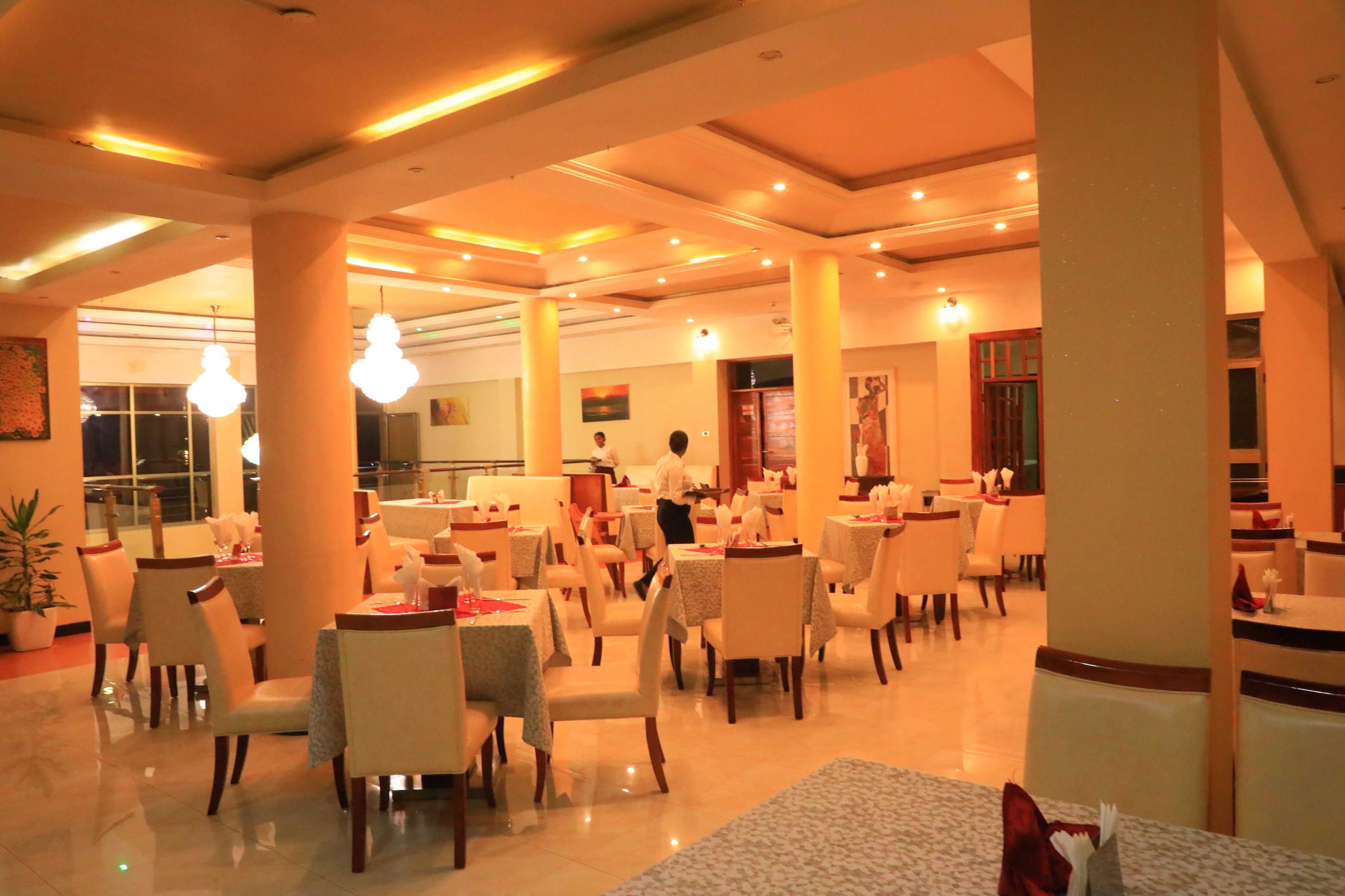 Le Dore Restaurant