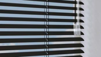 venetian blinds