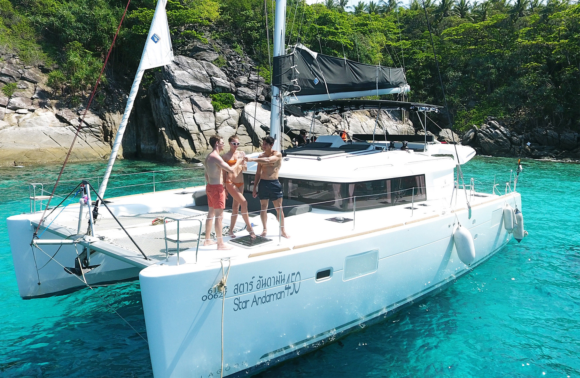 Парусный катамаран Lagoon 450 "Sea"