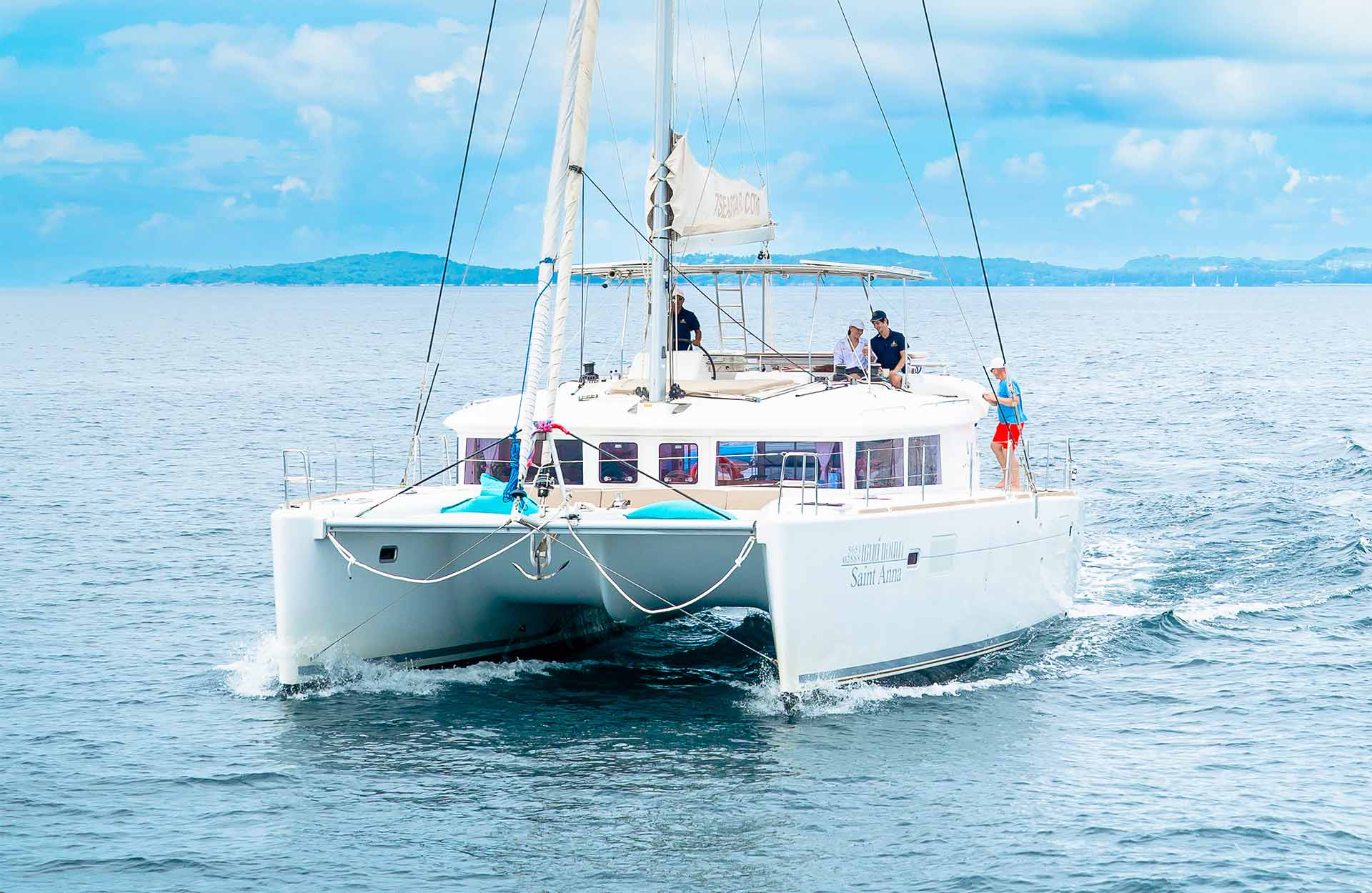 Парусный катамаран Lagoon 450 на Пхукете | PhuketClub.ru Парусный катамаран Lagoon 450