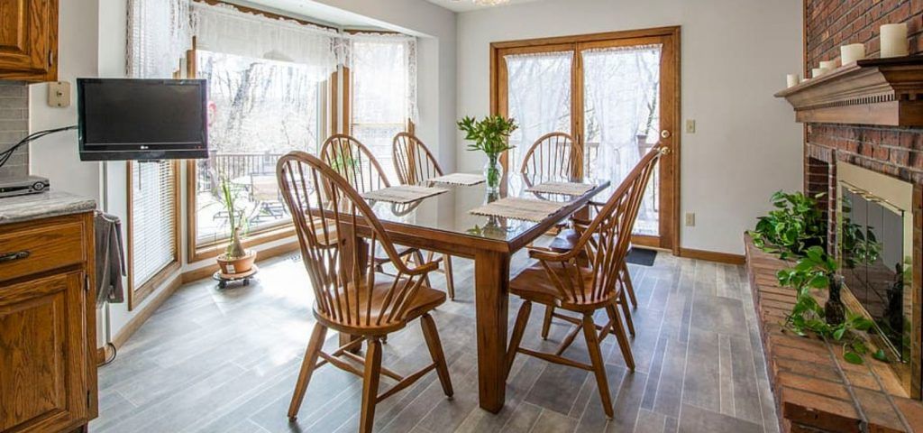 Farmhouse Charm Dining Room