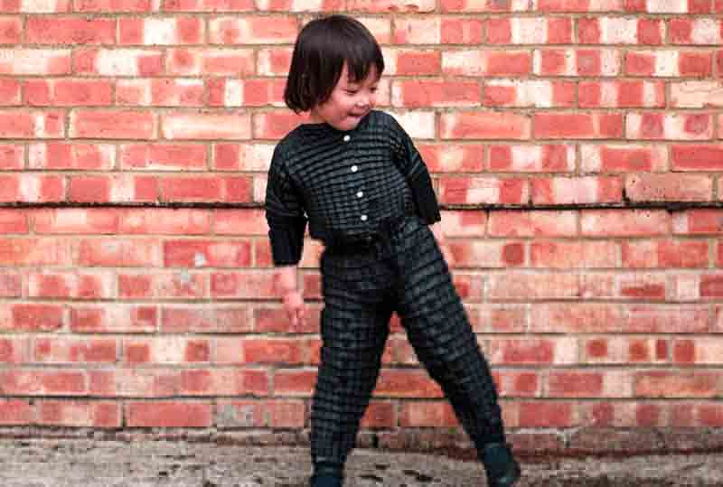 children clothes which grow children growing flexible clothing
