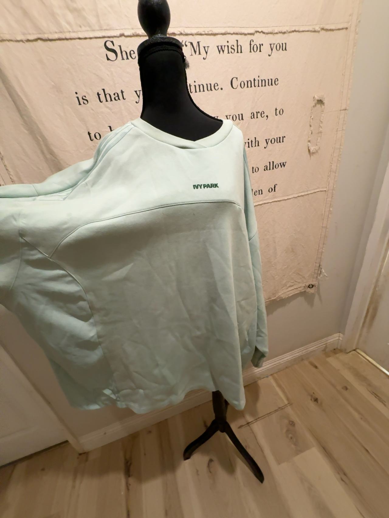 Adidas x Ivy Park Mint Green Crewneck Sweatshirt size 4XL