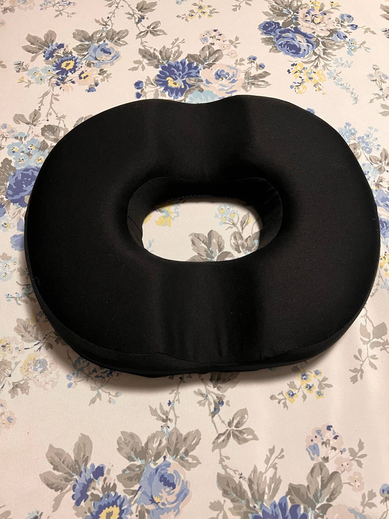 Memory Foam Donut Seat Cushion