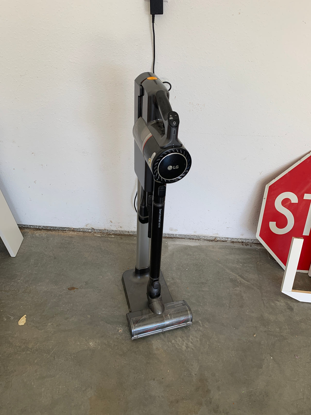 LG CordZero A9 Cordless Stick Vacuum