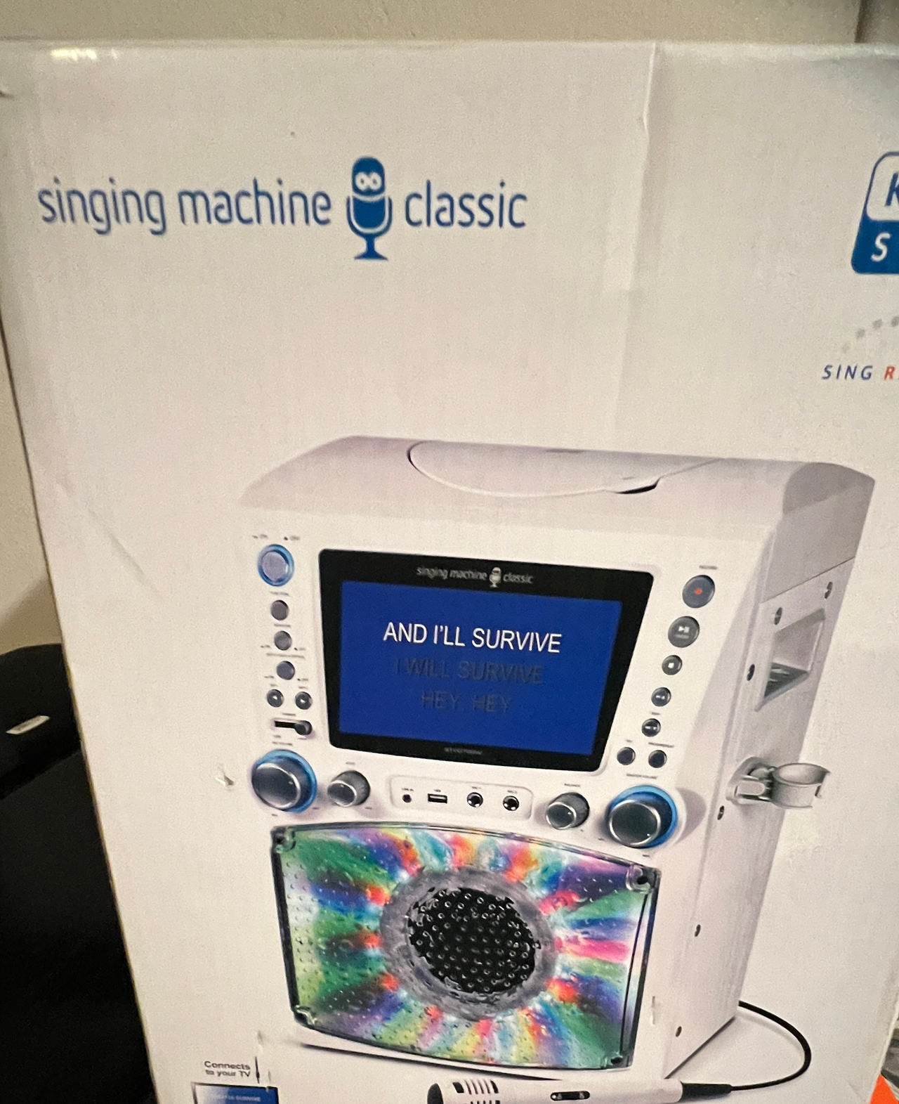 Singing Machine Classic Bluetooth Karaoke System with 7" Color LCD Monitor