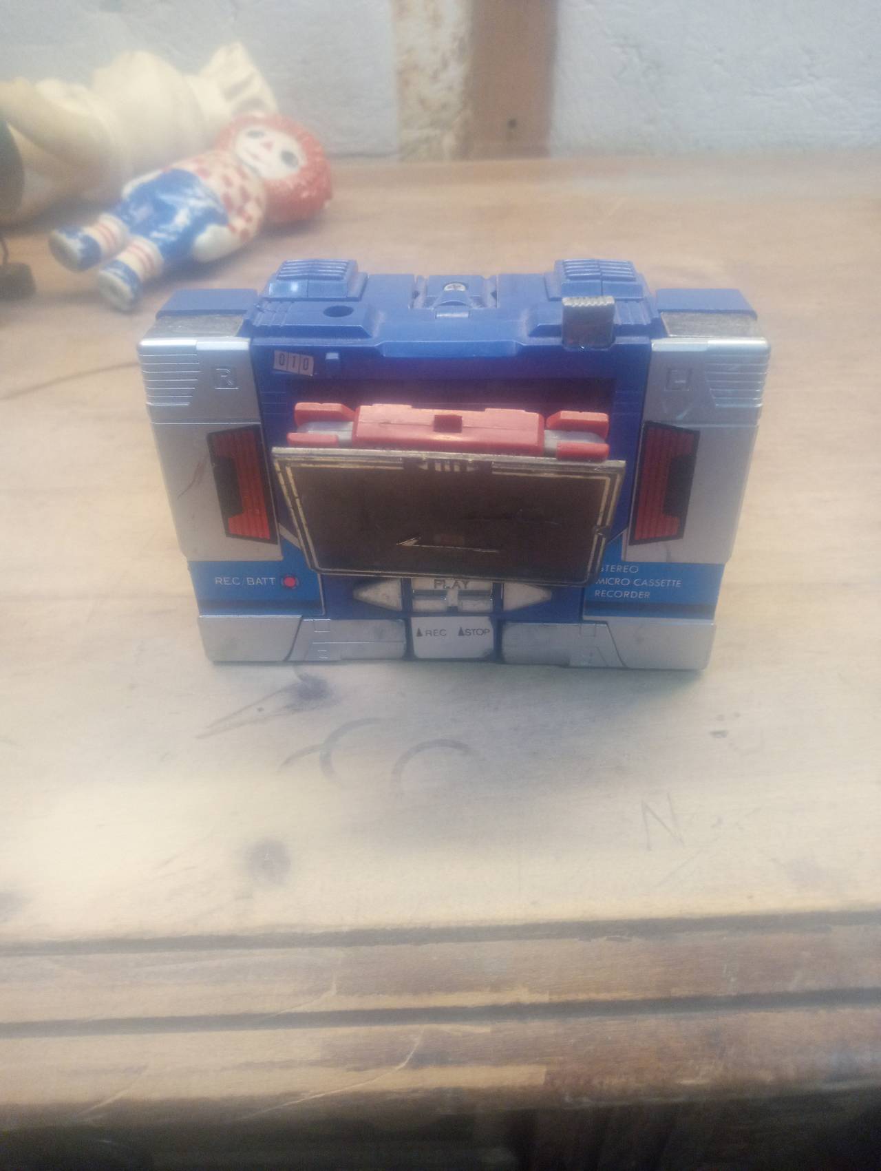 Transformers G1 Soundwave Action Figure