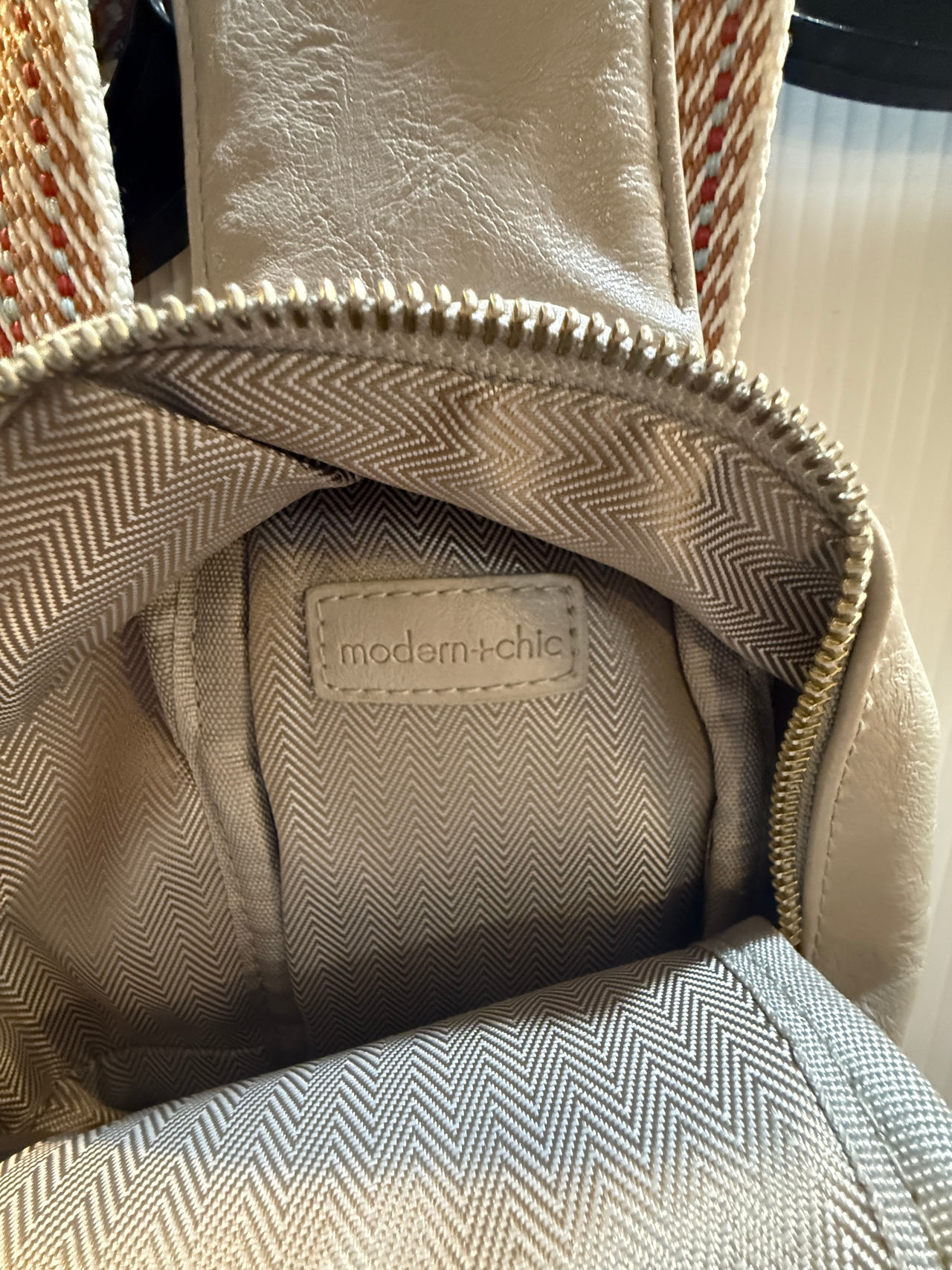 Modern+Chic Backpack