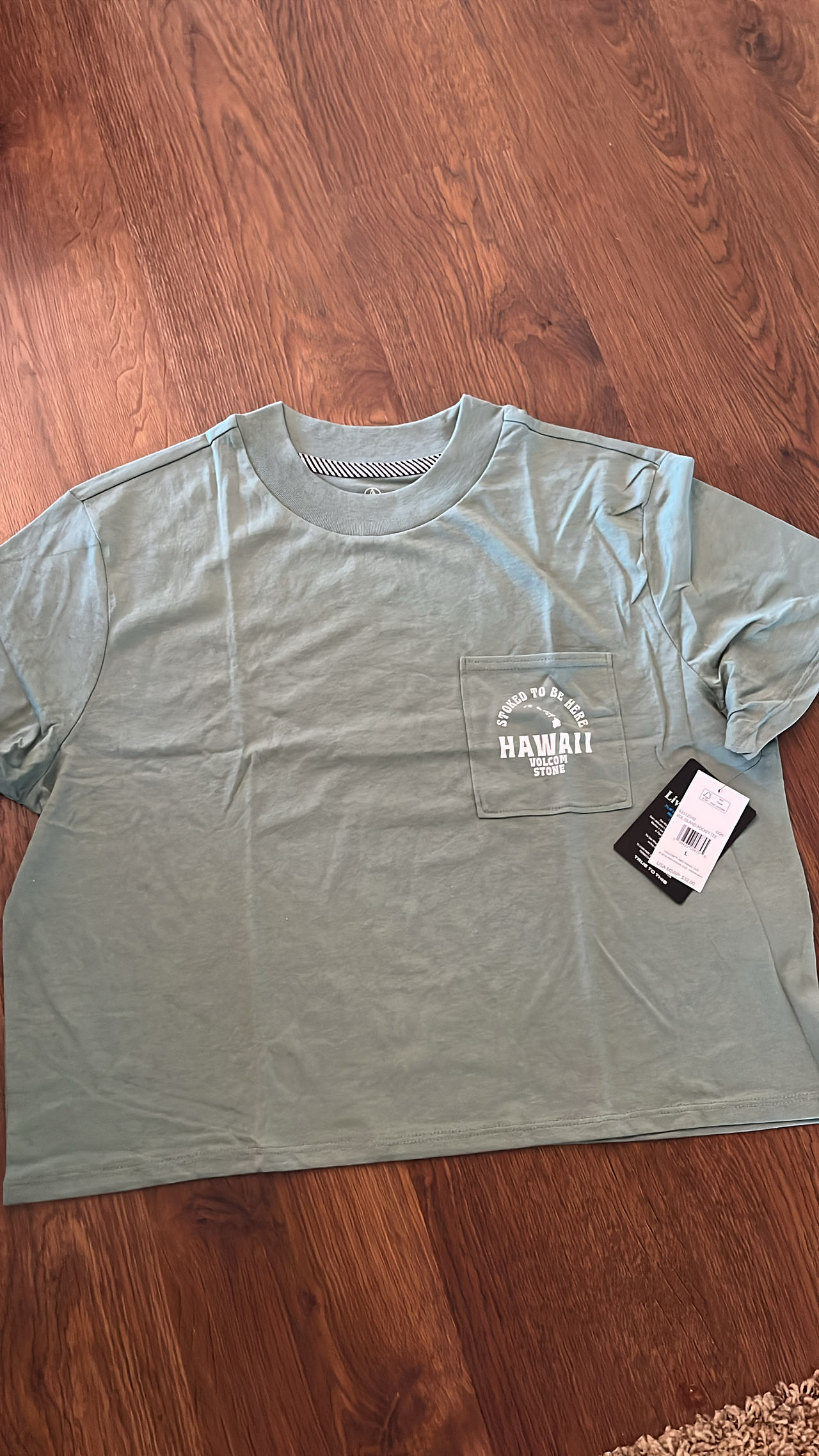 NWT Volcom Hawaii Pocket Crop T-Shirt small