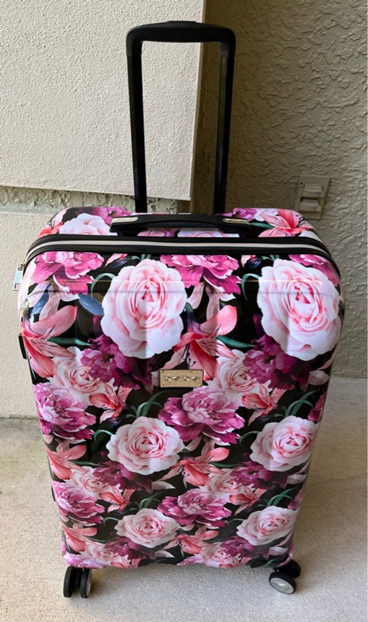 Bebe 29" Floral Print Roller Luggage