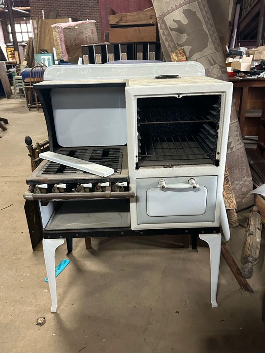 Estate Fresh Air Gas Stove (1930s) form the Willmore Hotel