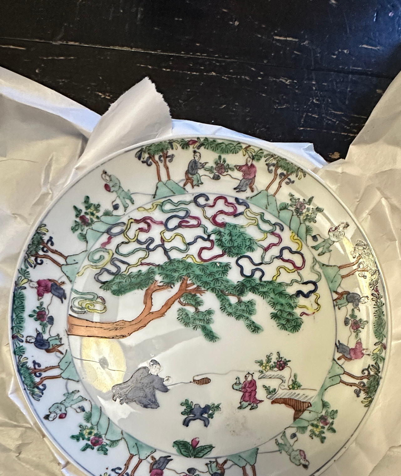 Antique Chinese Famille Rose Porcelain Plate