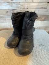 Kamik Kids Winter Boots - size 8 - Image 2