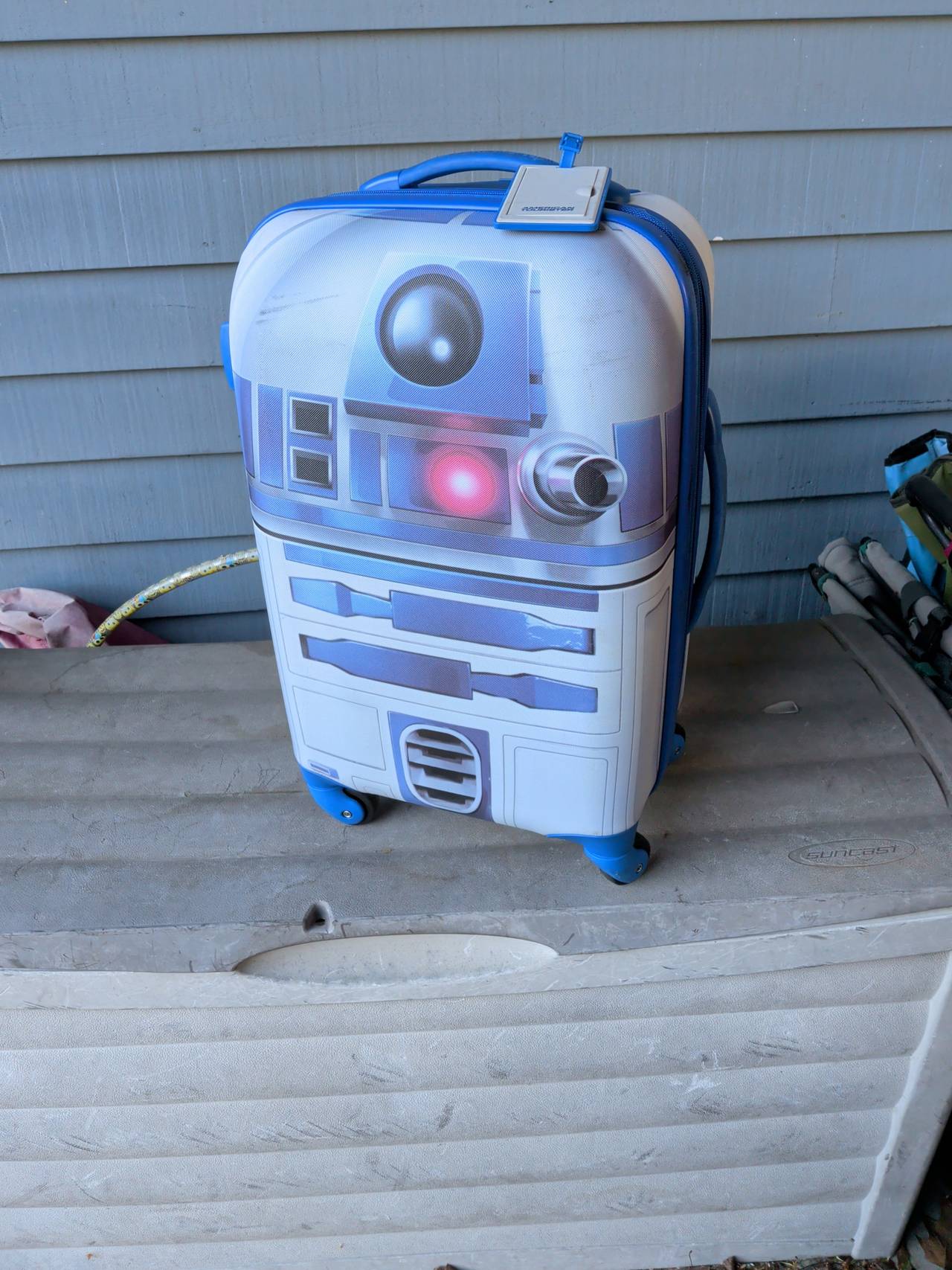 American Tourister Star Wars R2-D2 Hardside Spinner Carry-On