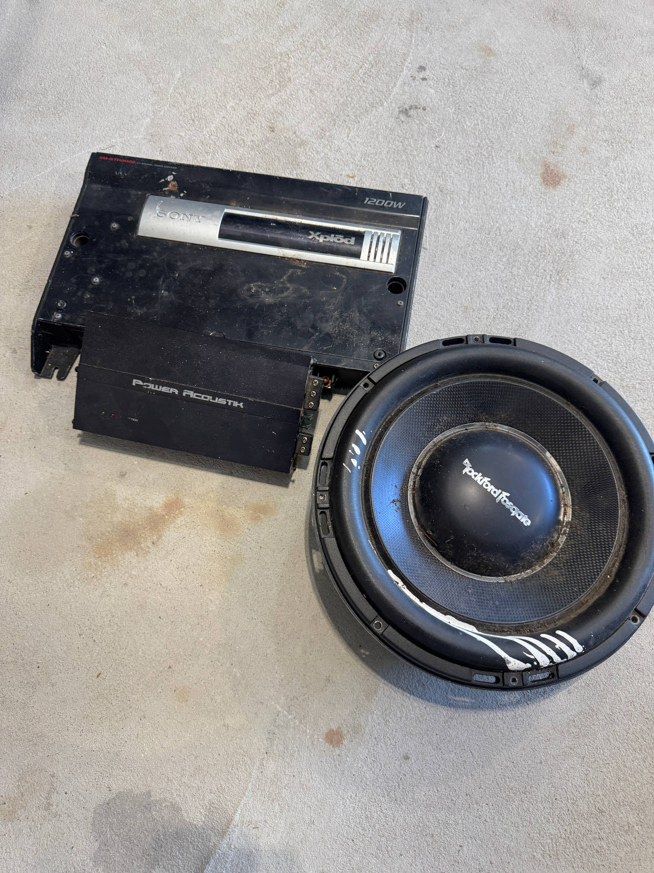 Rockford Fosgate 12” Sub & Sony 1200W Amplifier Bundle