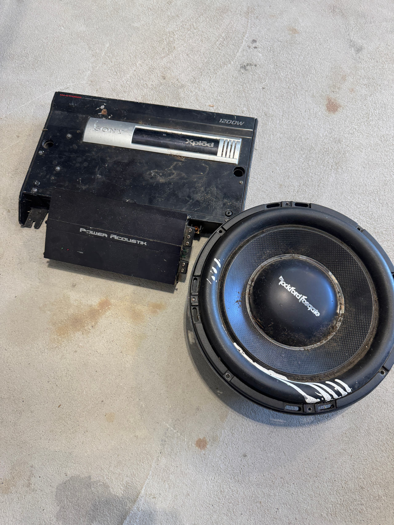 Rockford Fosgate 12” Sub & Sony 1200W Amplifier Bundle