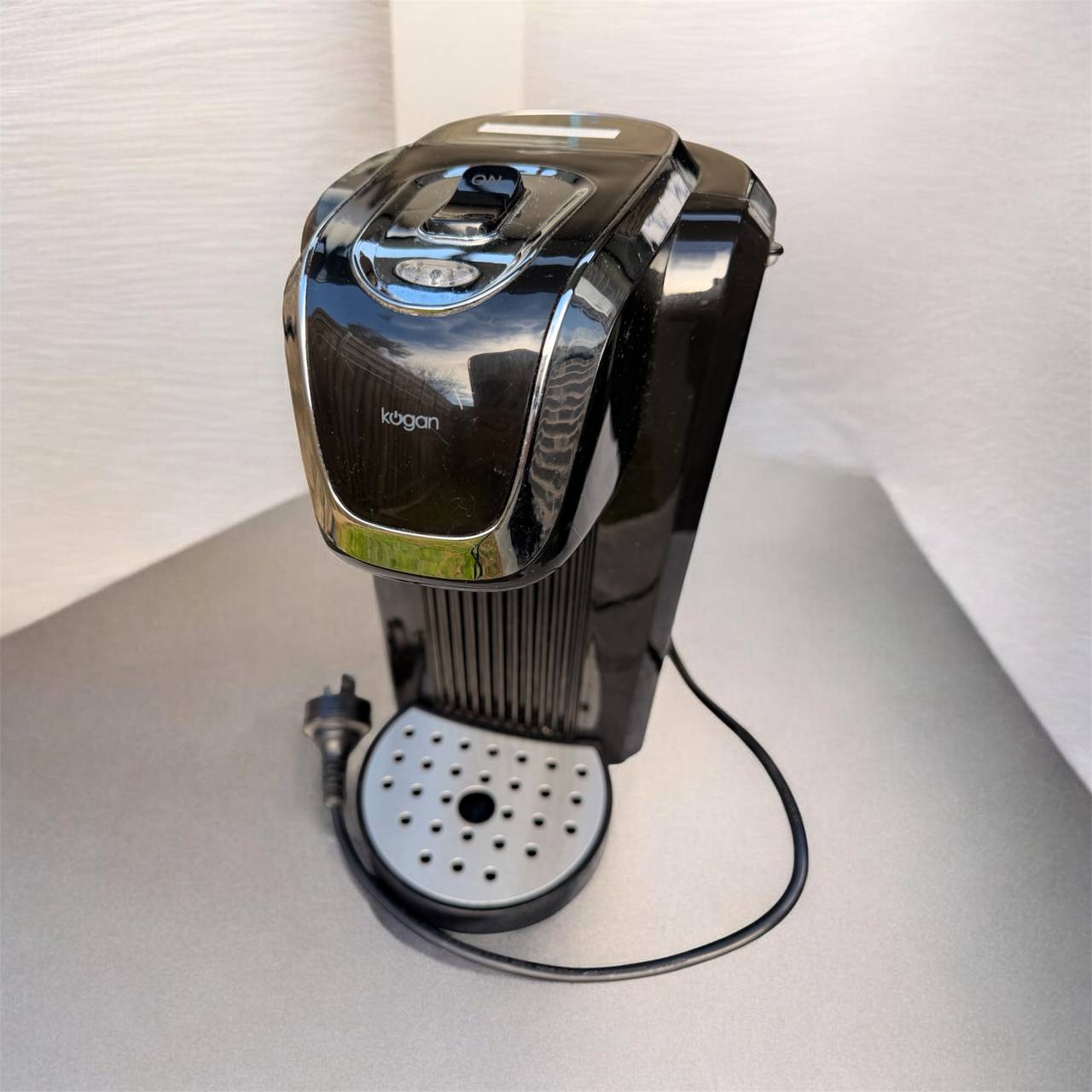 Kogan Hot Water Dispenser 2.5L Black Removable Tank Boil Dry Protection