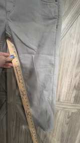 Athleta Women's Casual Capri Pants Size 8 short pants - Image 5