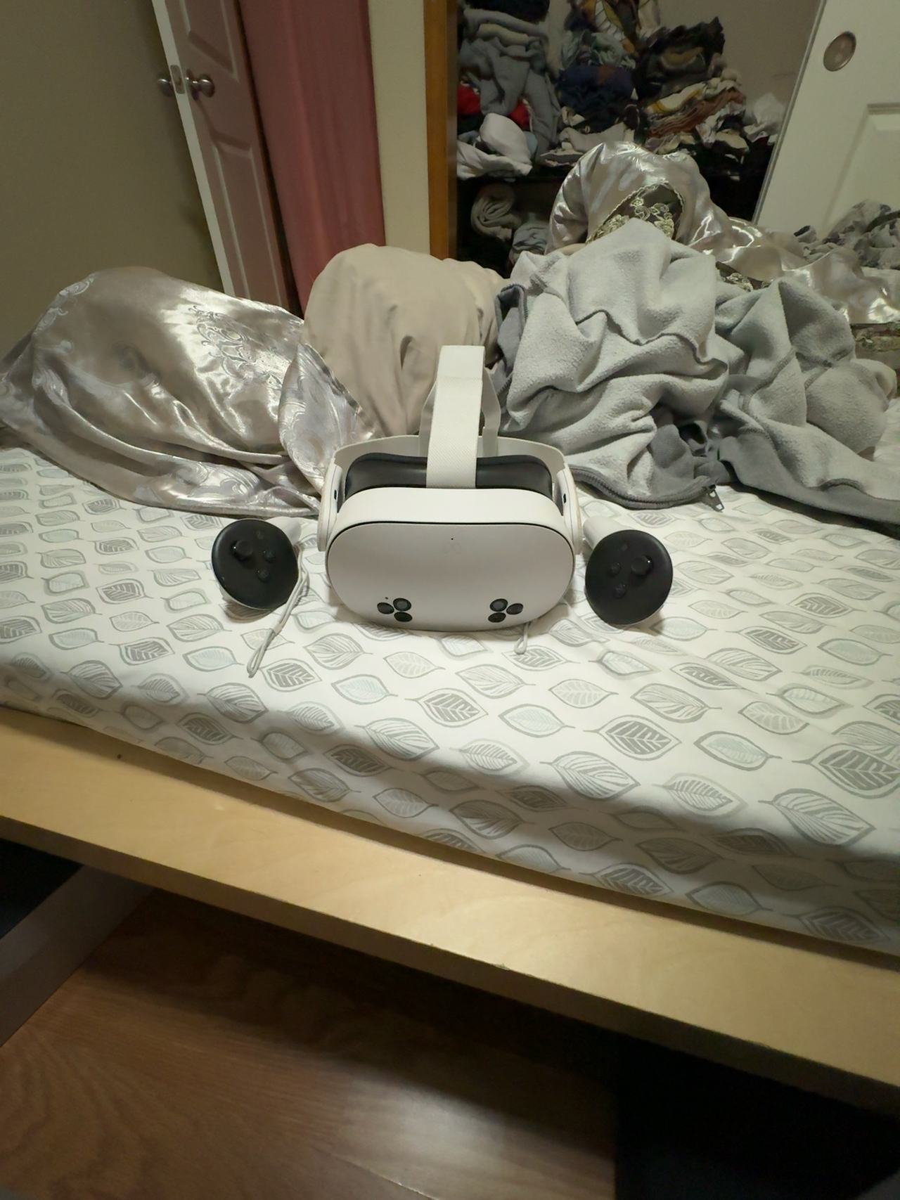 Meta Quest 3S VR Headset 128GB