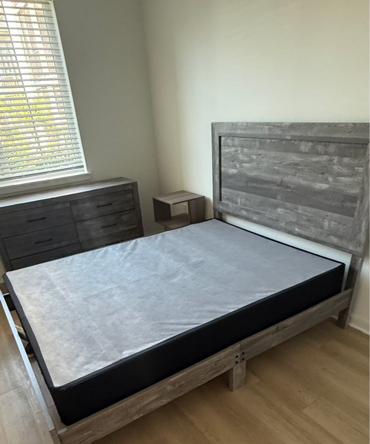 Ashley Furniture Drystan Queen Bedroom Set