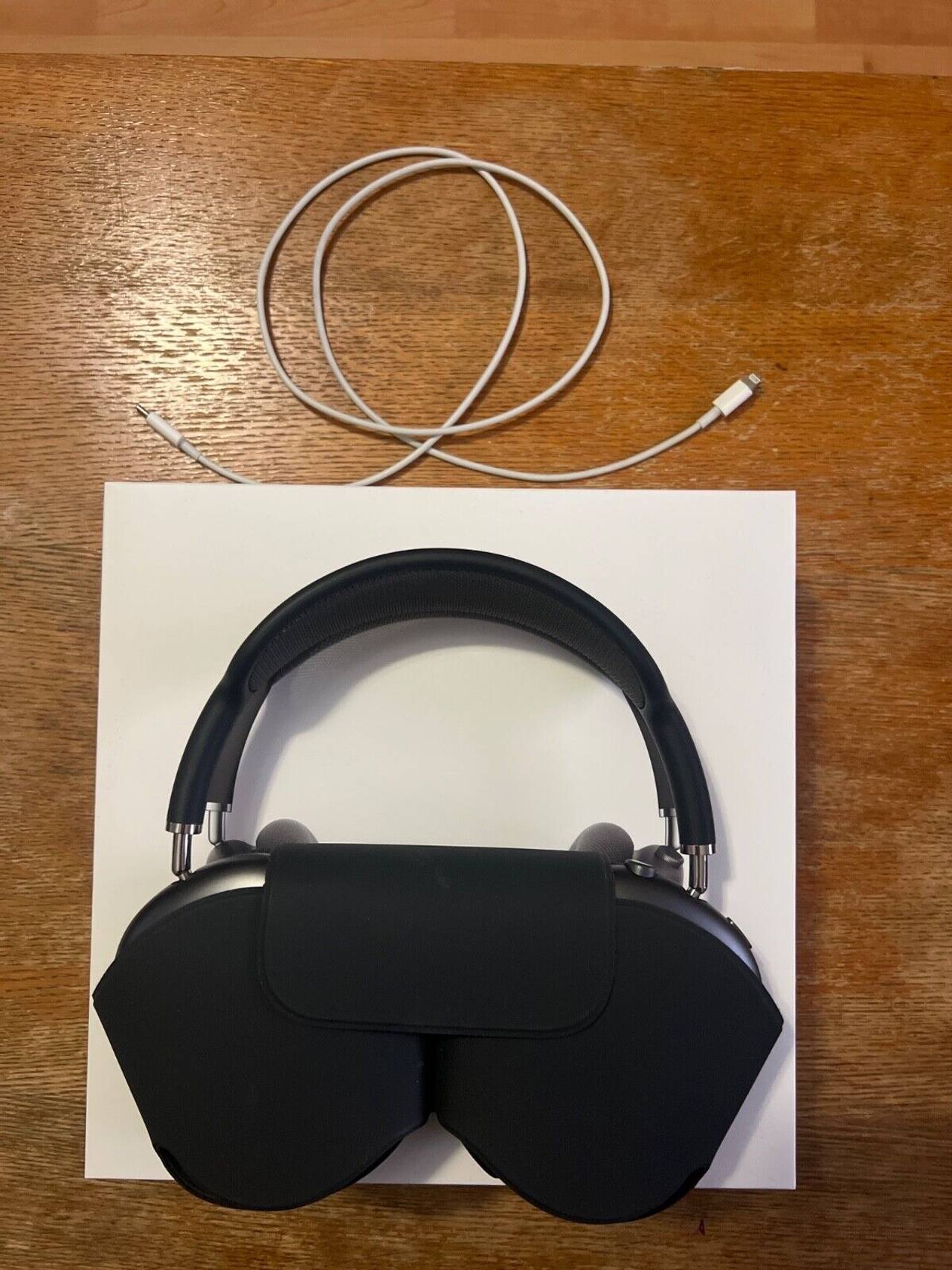 Apple AirPods Max