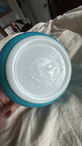 Pyrex Primary Color Mixing Bowl Blue 1.5 Pint - Image 2