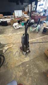 Hoover Power Scrub Deluxe Carpet Cleaner - Image 4