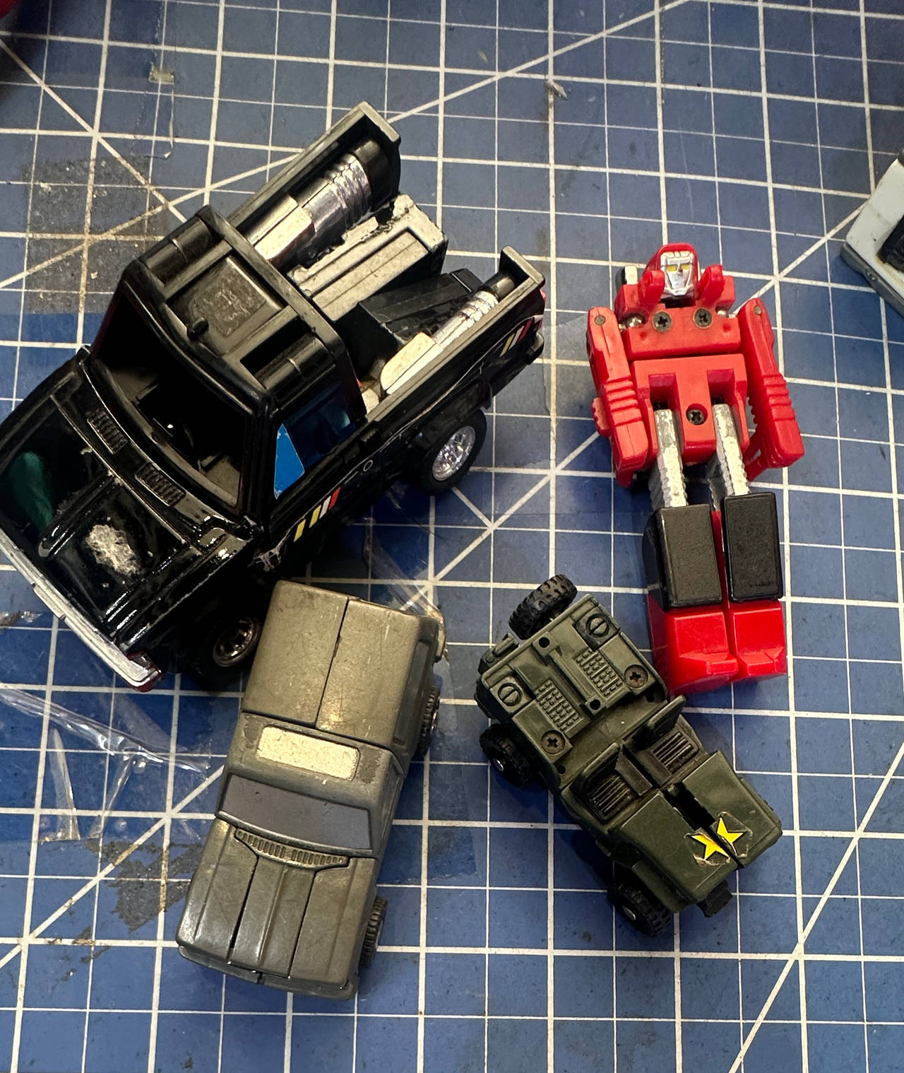 GO BOTS vtg 1980s diecast figure bundle 4 pcs Trailbreaker Jeeper Scooter 403