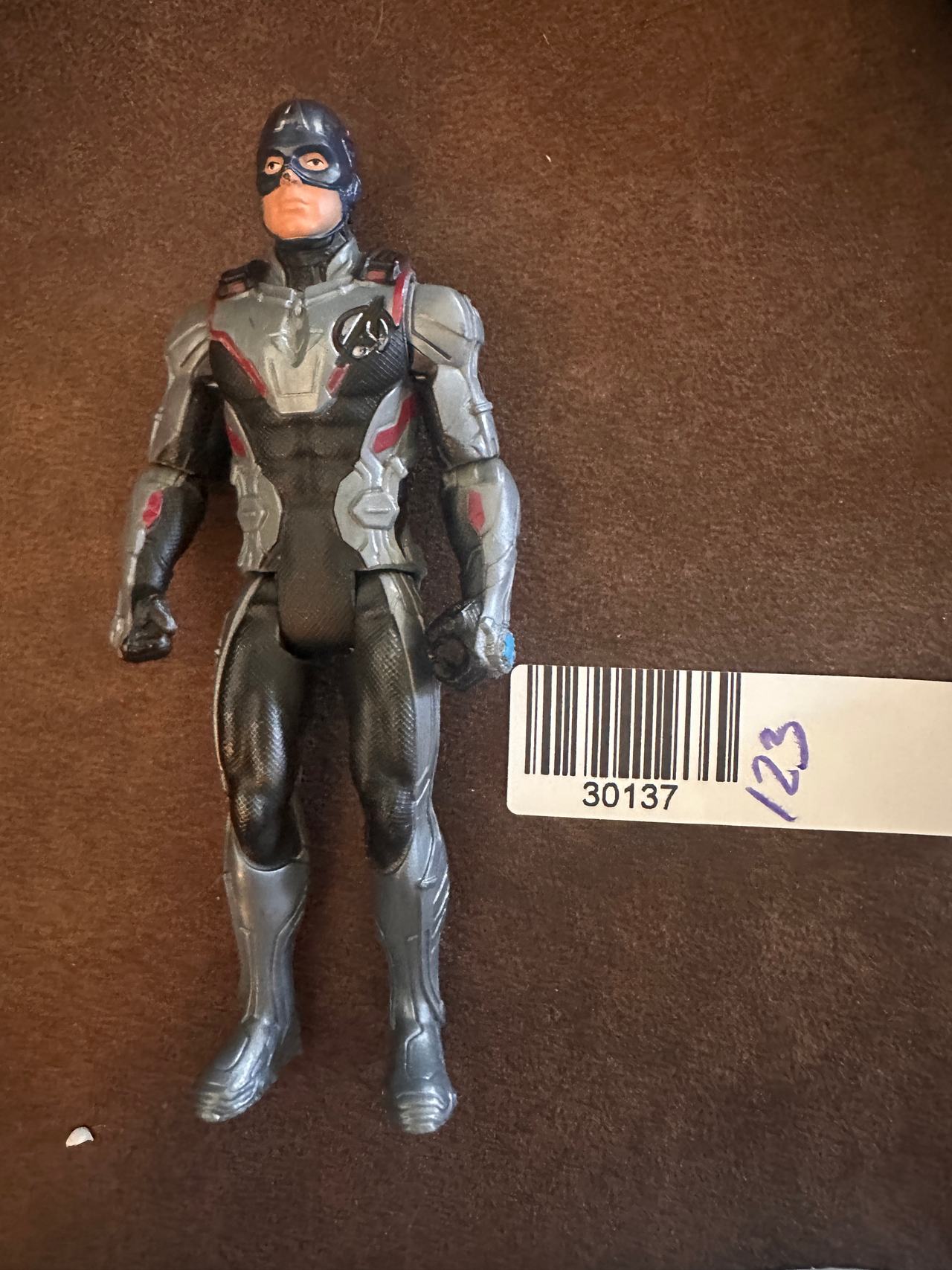 Hasbro Marvel Avengers Endgame Titan Hero Series CAPTAIN AMERICAN. 123