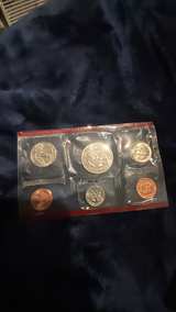 1990 United States Mint Uncirculated Coin Set - Image 3