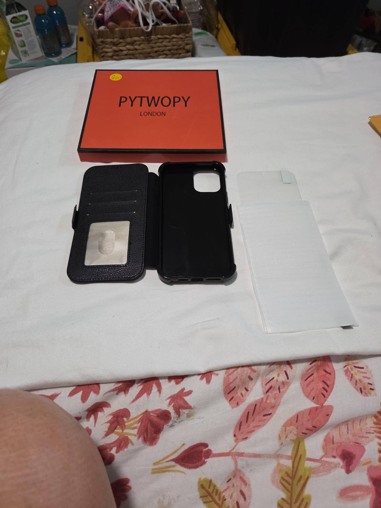 PYTWOPY London iPhone 12 / 12 Pro Wallet Case
