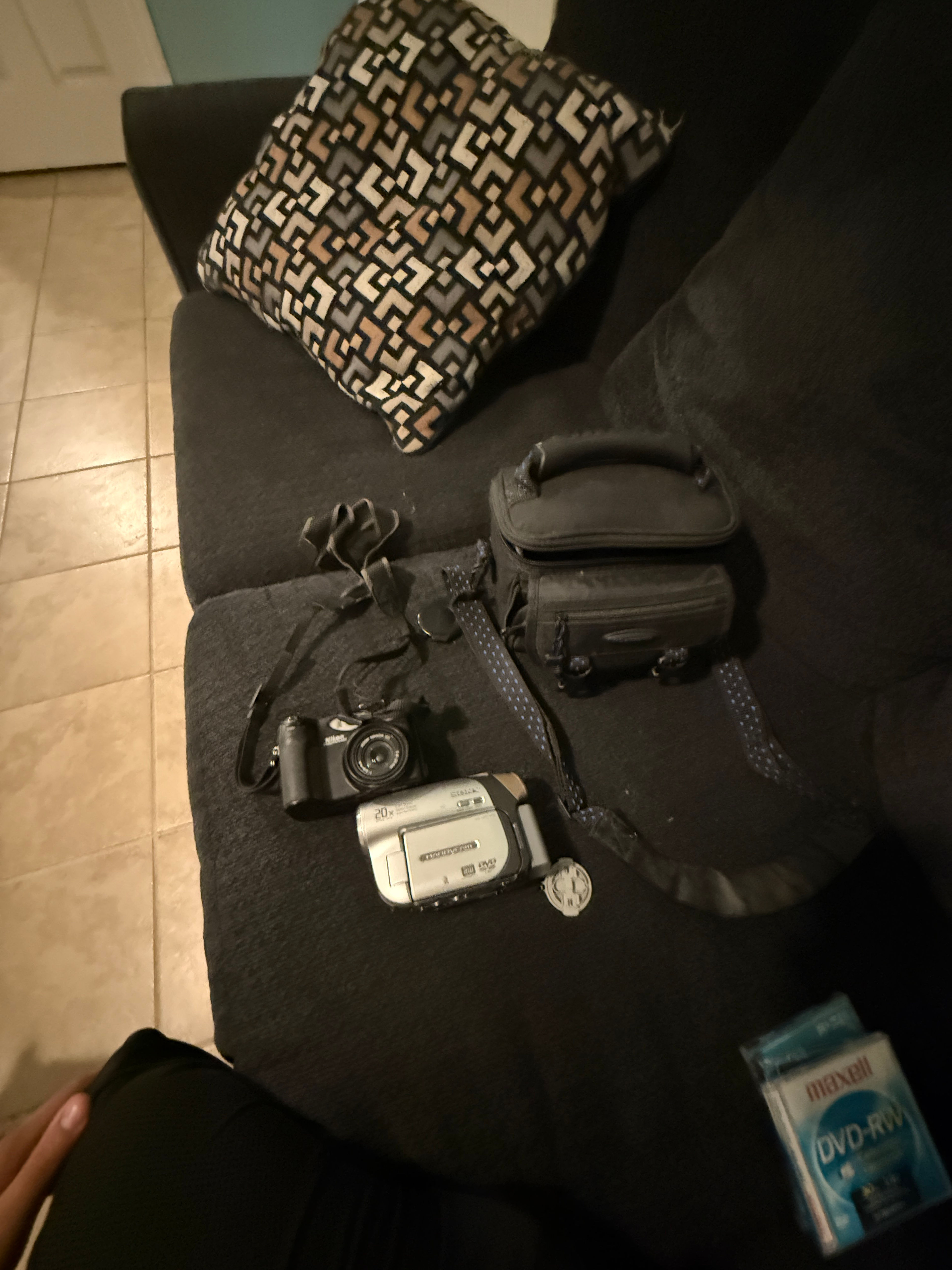 Sony Handycam DCR-DVD610