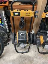 Caterpillar 2200 PSI 1.2 GPM Electric Pressure Washer - Image 2