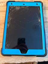 Apple iPad (9th Generation) - Image 4