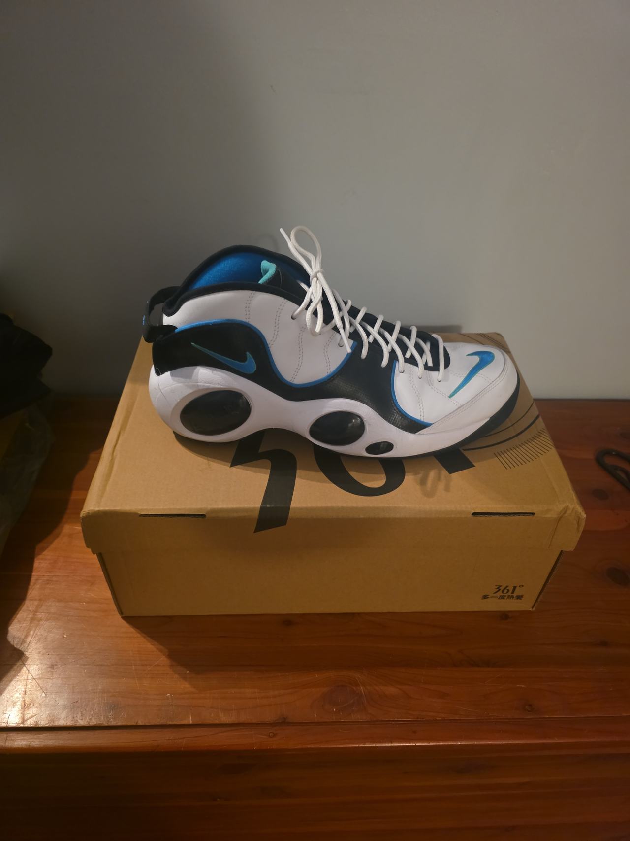 Nike Air Zoom Flight 95 White Black Photo Blue