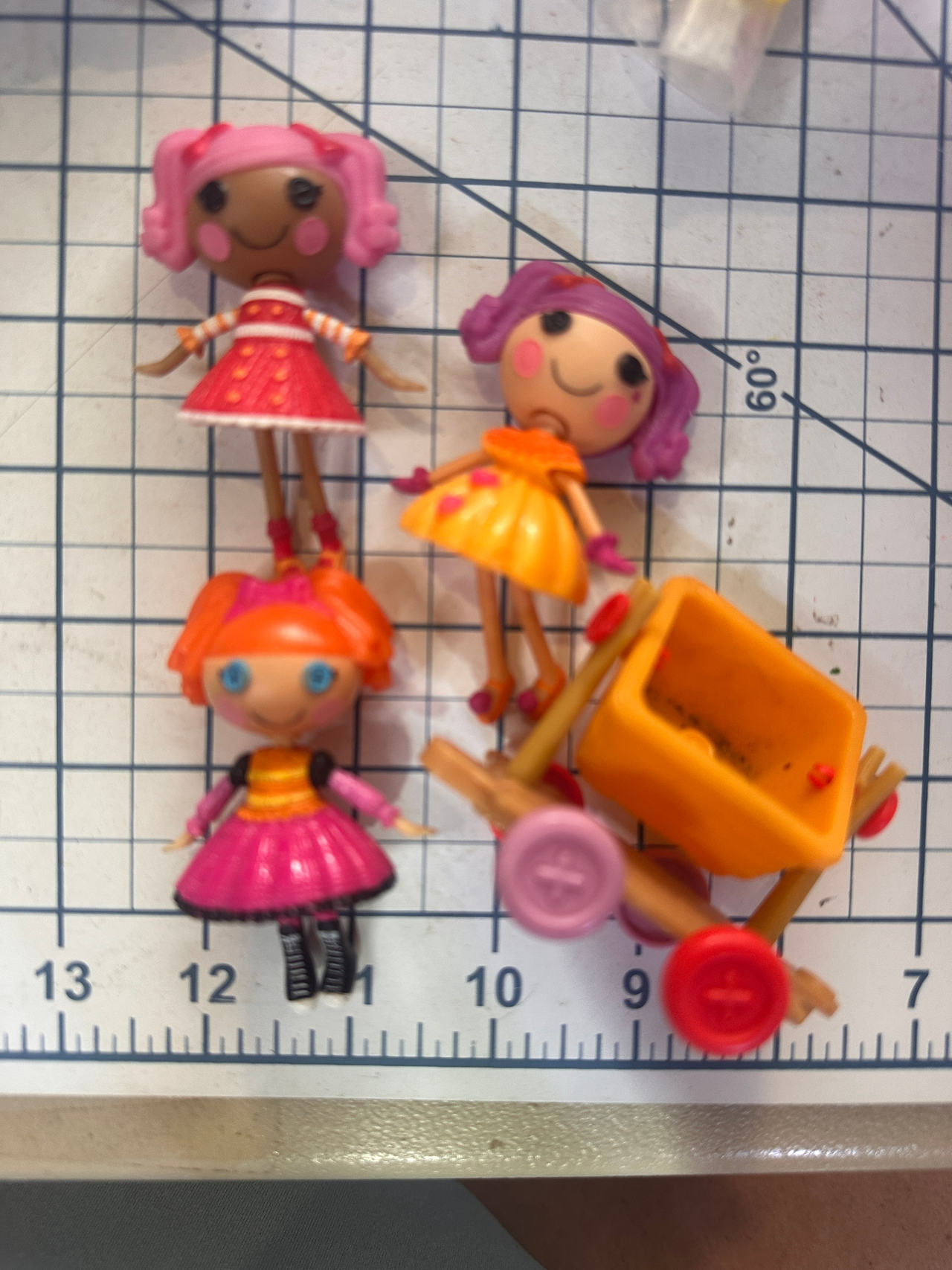 Mini Lalaloopsy Doll Lot with Wagon Accessory