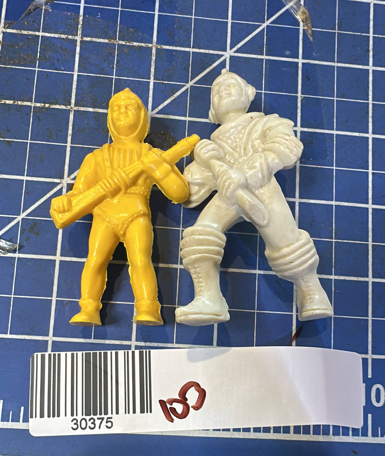 MPC Vintage Plastic Space Men Figures. 103