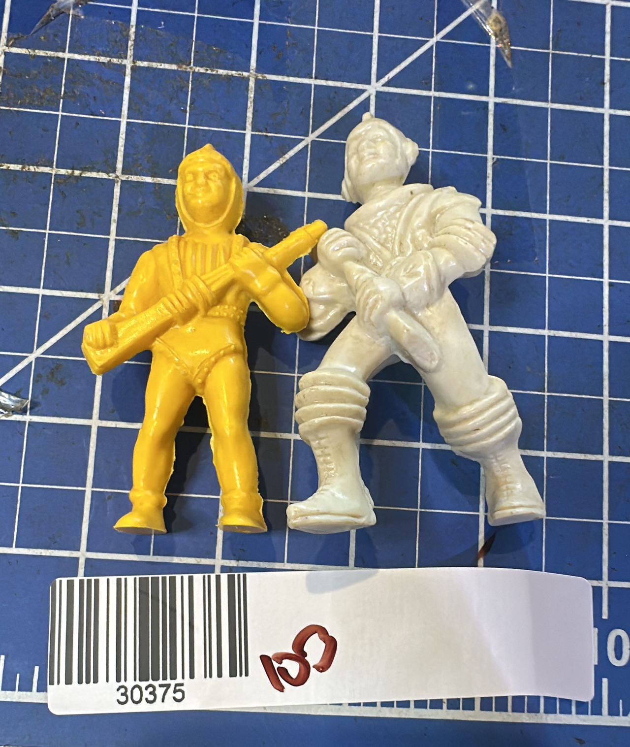 MPC Vintage Plastic Space Men Figures. 103