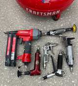 Craftsman 6-Gallon 150psi Pancake Air Compressor with 5 tools - Image 2
