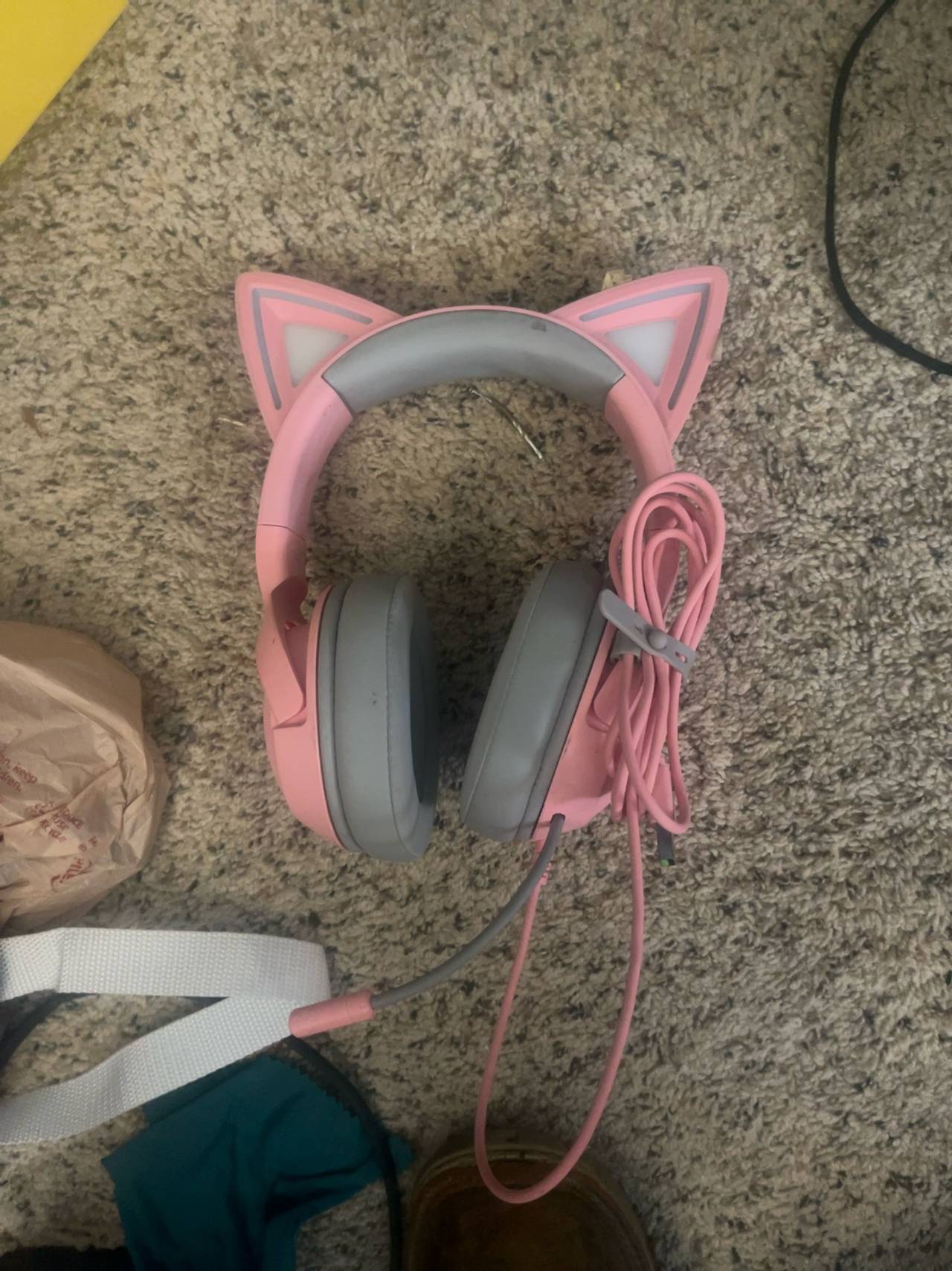 Razer Kraken Kitty V2 Pink Wireless Gaming Headset