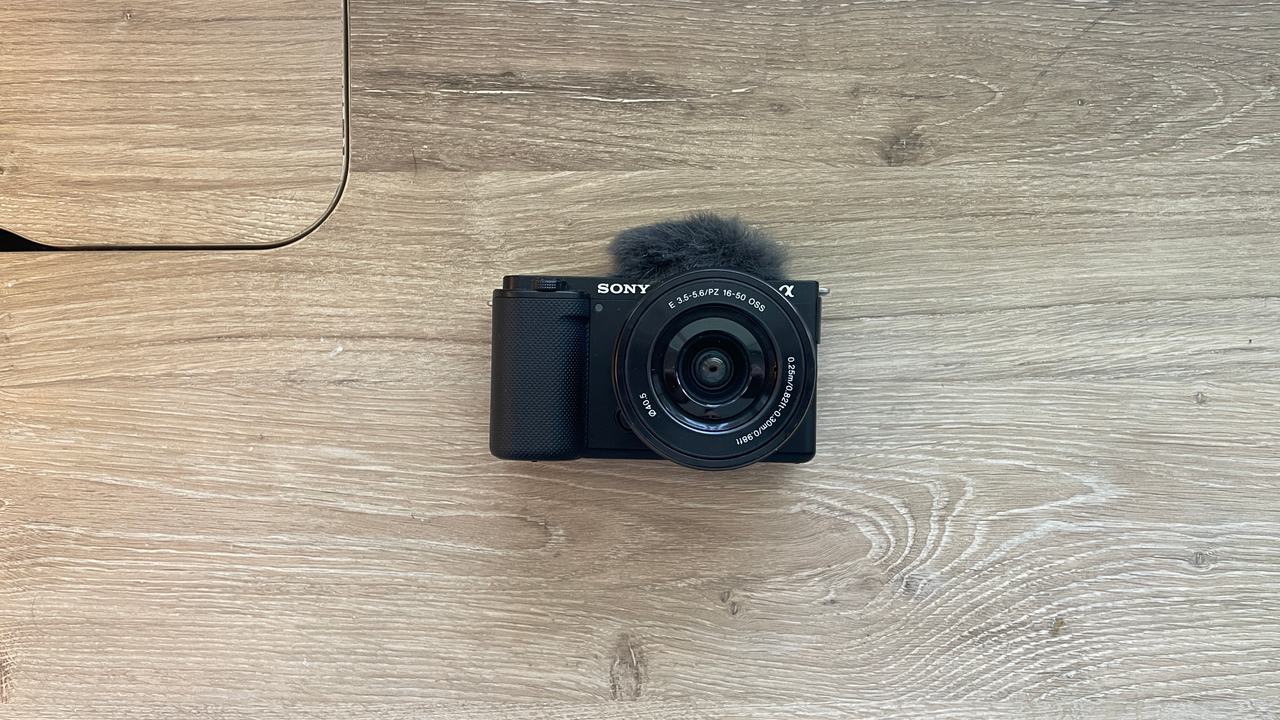 Sony ZV-E10