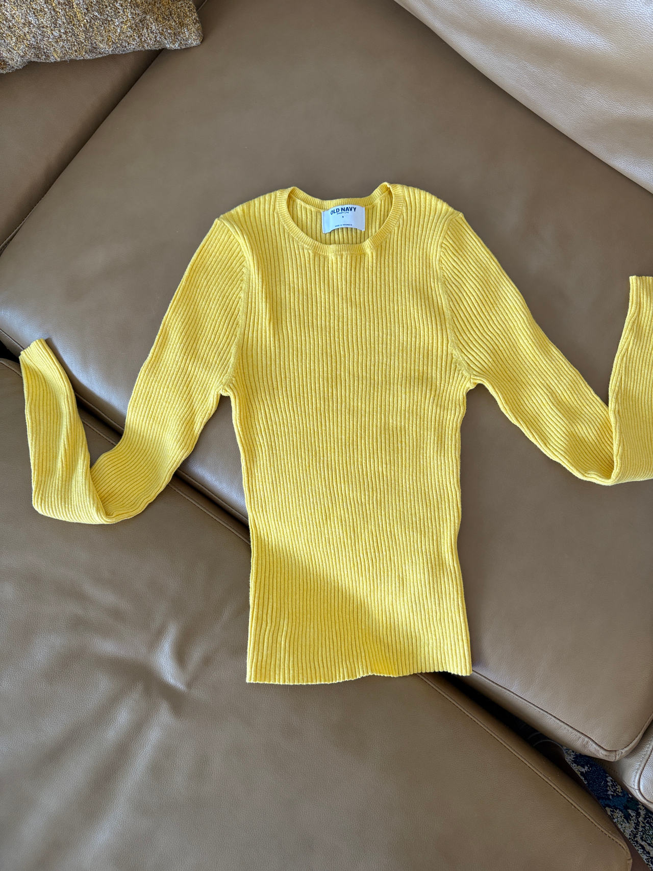 Old Navy Ribbed Crew-Neck Sweater