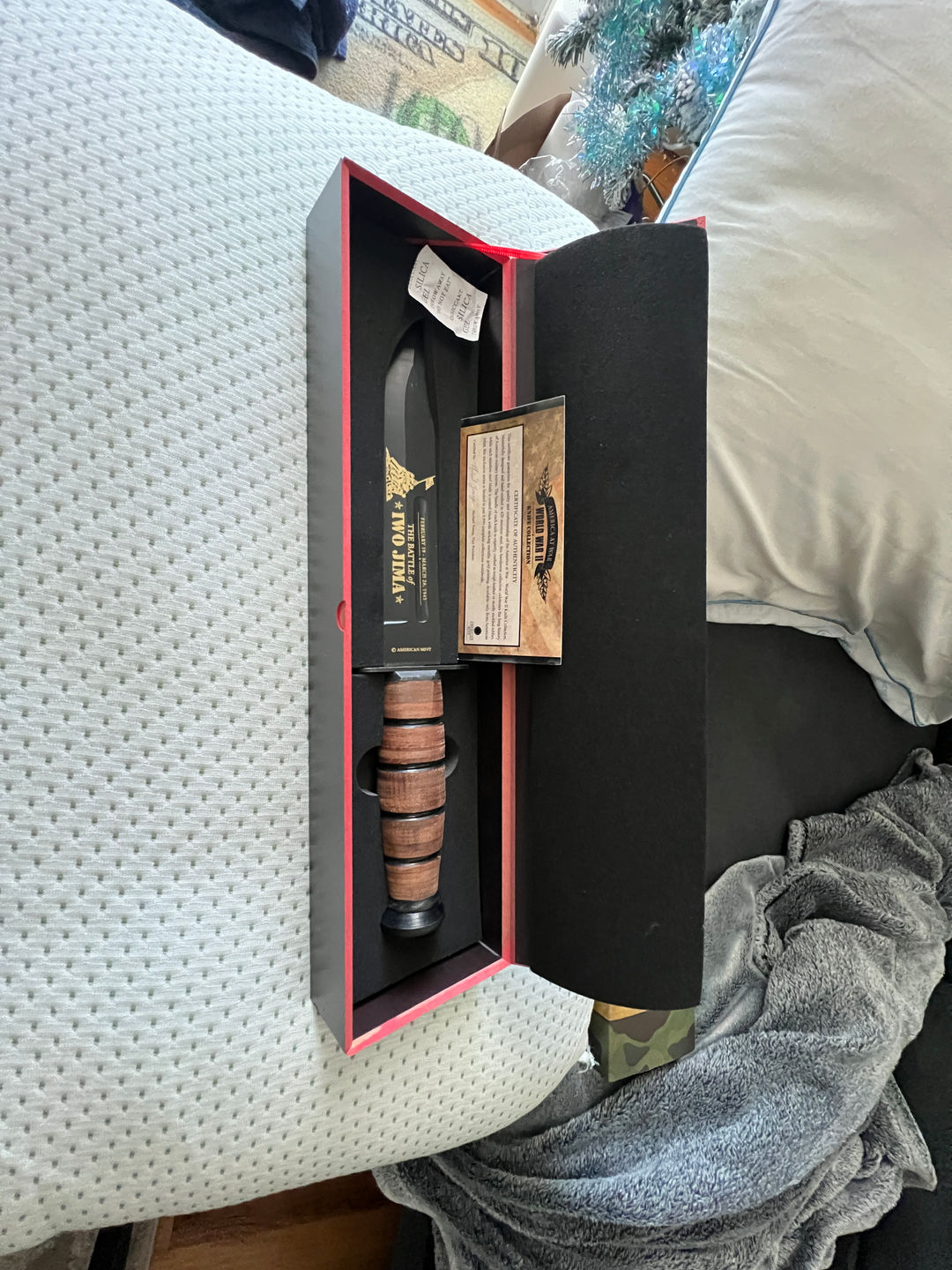 KA-BAR Iwo Jima Commemorative Knife