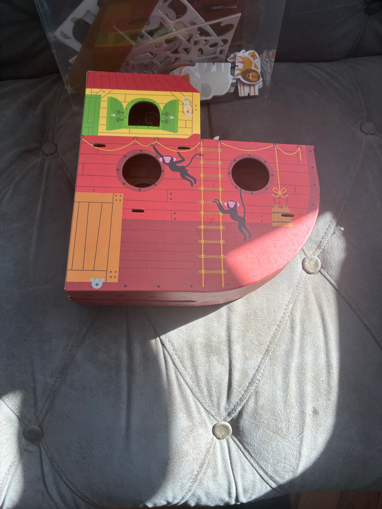 Petit Collage Pop-Up Noah's Ark Play Set