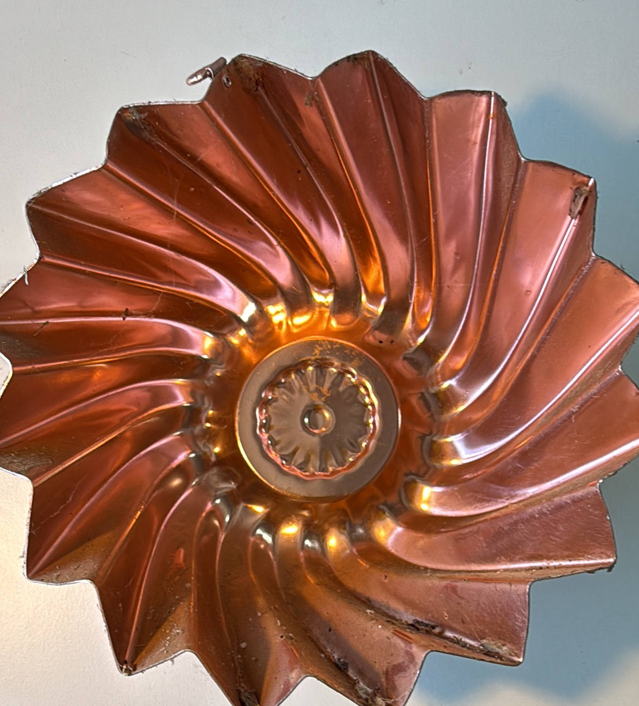 Vintage Copper Swirl Jello Mold