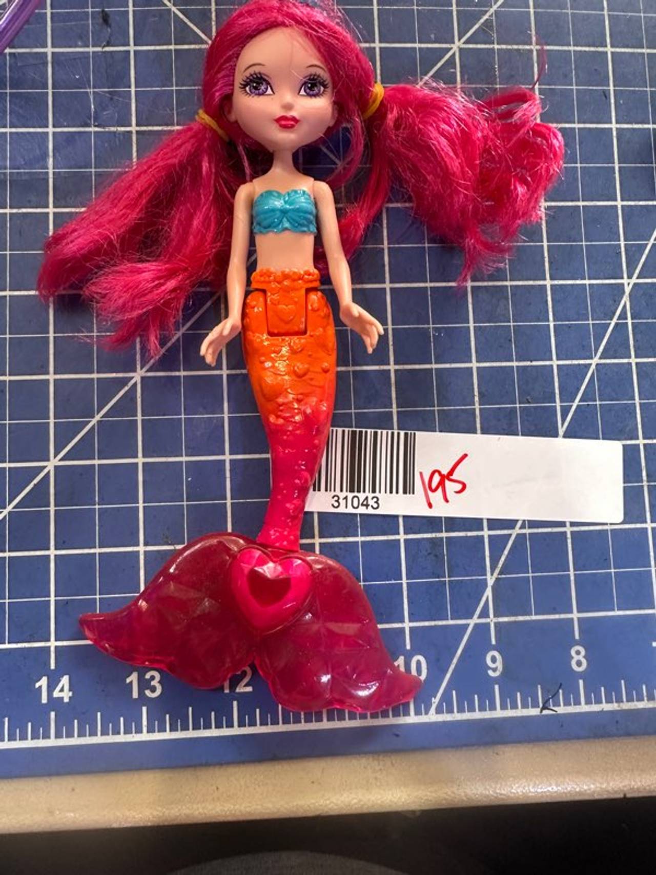 Barbie FAIRYTALE mini mermaid fashion doll 2014. 195