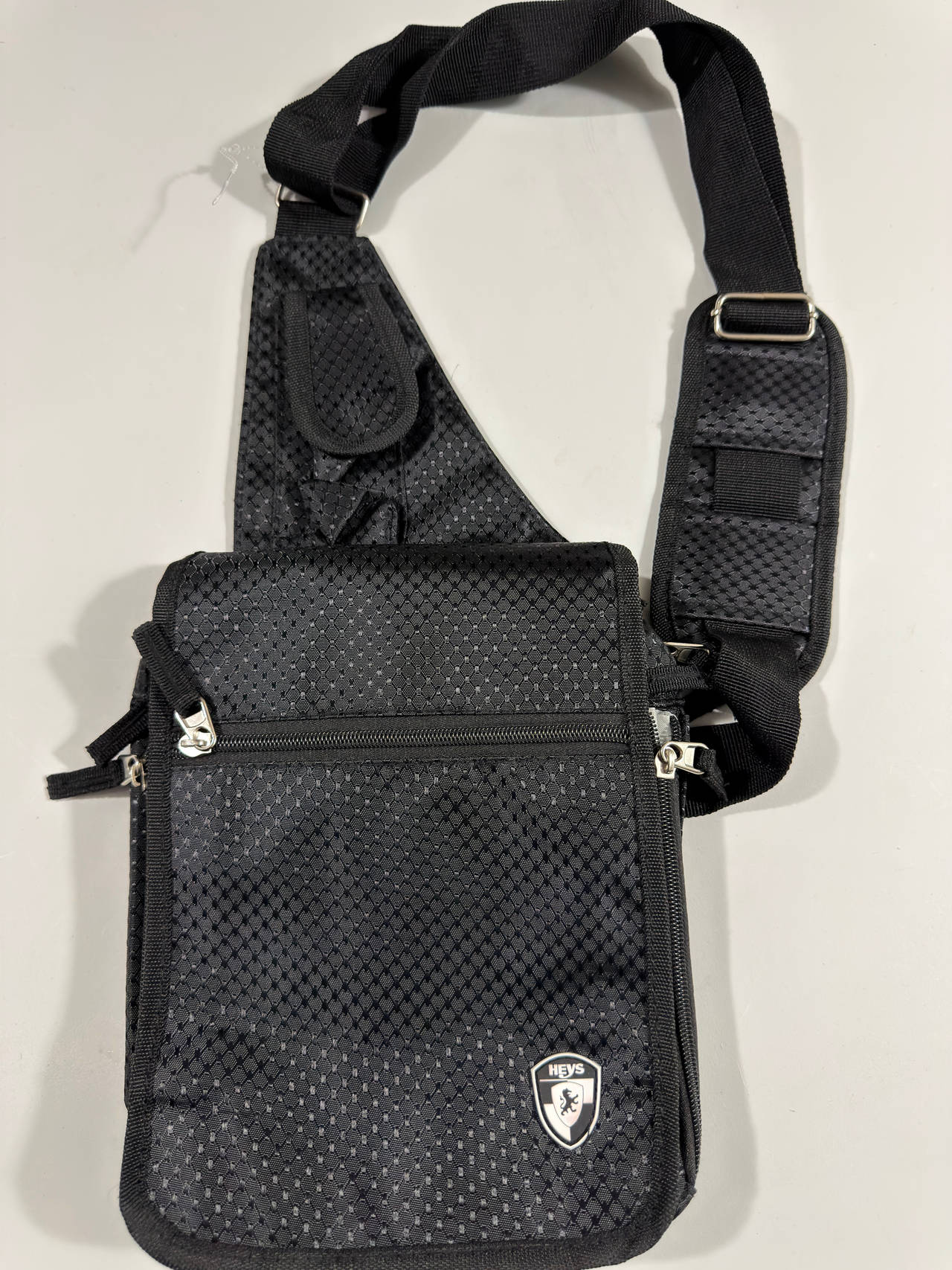 Heys Travel Crossbody Bag Anti Theft Shoulder Bag Black Organizer Pouch