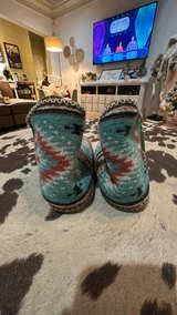 Blazin Roxx Women's Aztec Ankle Boot Slipper Size 7-8 - Image 4