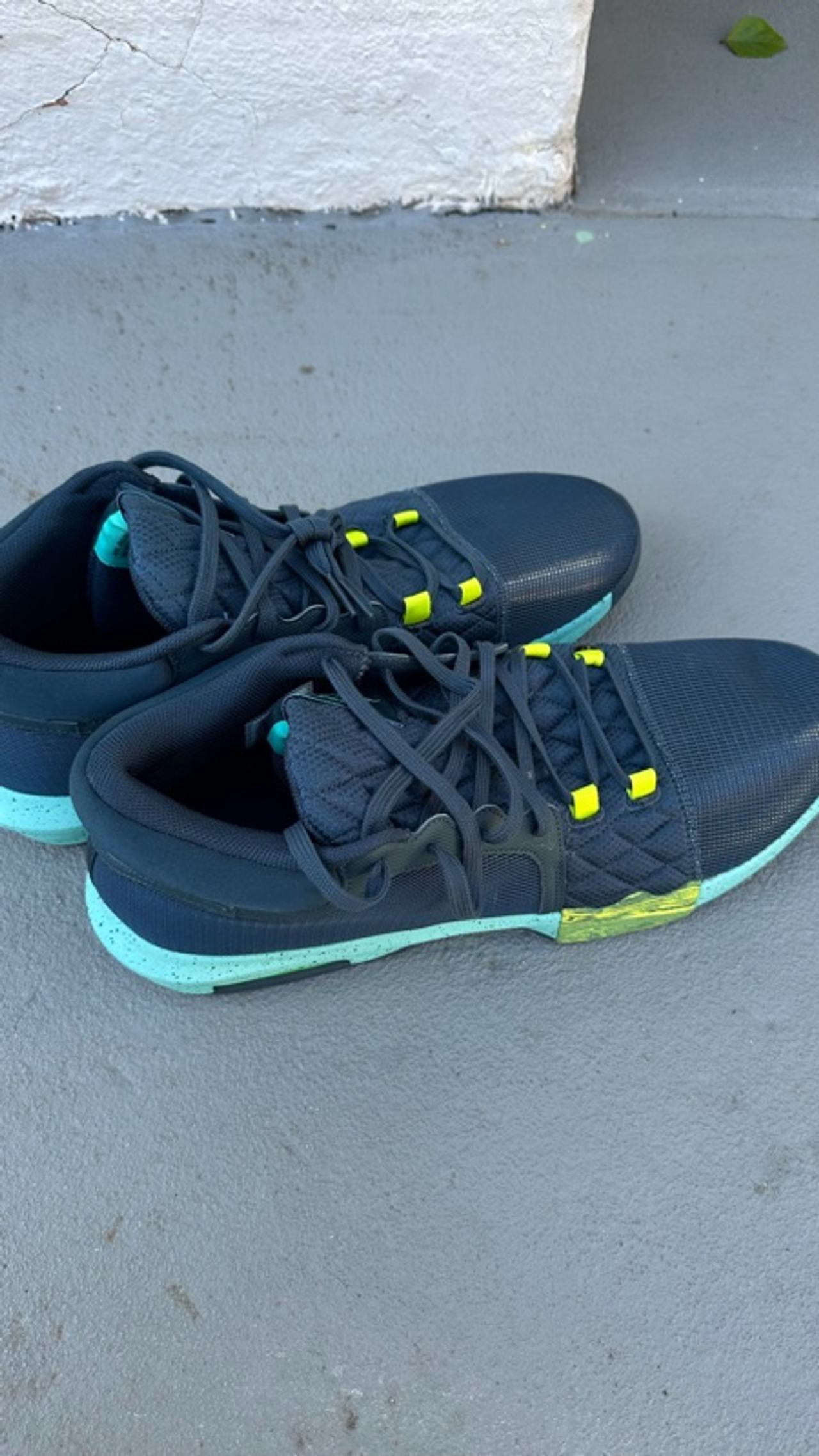 Nike LeBron Witness 8 Basketball Shoes Navy/Carolina Blue